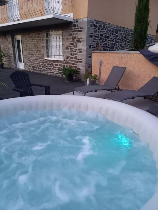Appartement En Aveyron Aubin  Exterior photo